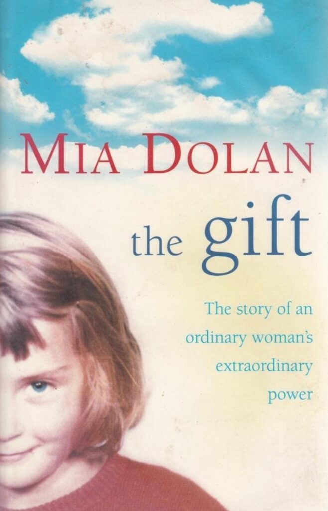 Mia Dolan , The Gift. Cover